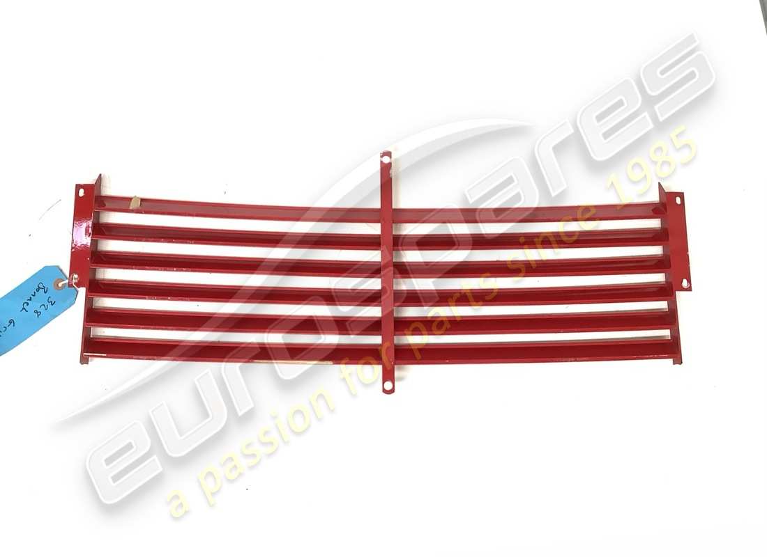 gebrauchter ferrari motorhaubengrill. teilenummer 61752510 (2)