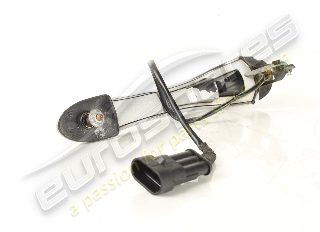 gebrauchter rechter türgriff aussen. teilenummer 68808800 (2)