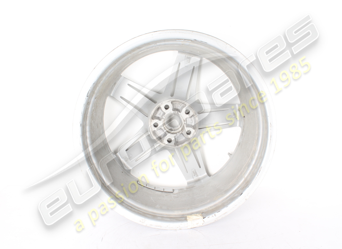 beschädigtes ferrari vorderrad. teilenummer 283184 (3)