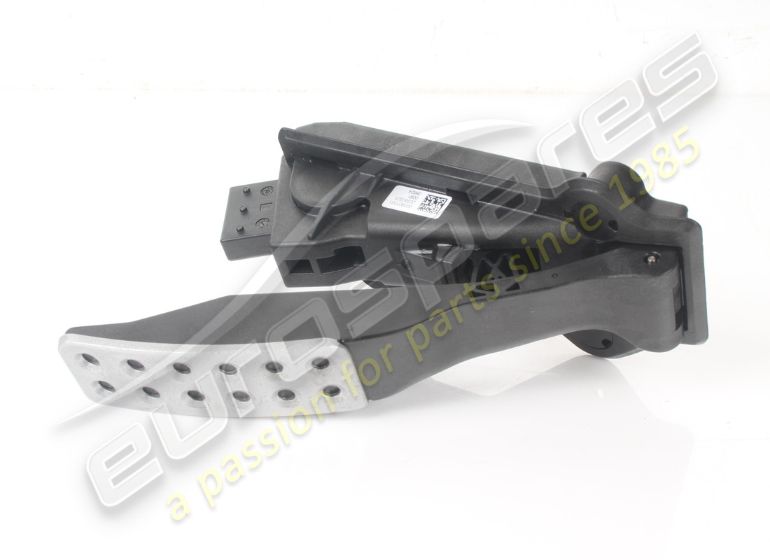 GEBRAUCHTE FERRARI KOMPLETTE BODENSCHARNKIERTE BESCHLEUNIGUNG. TEILENUMMER 807331 (2) gebrauchte ferrari komplette bodenscharnkierte beschleunigung. teilenummer 807331 (2)