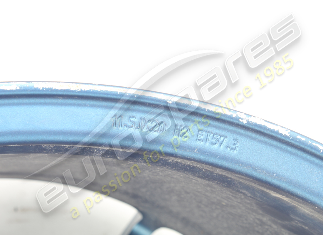 gebrauchtes ferrari hinterrad. teilenummer 323895 (7)