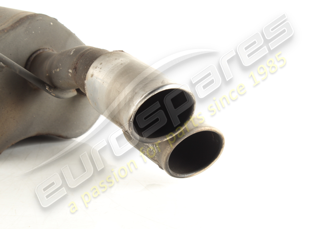 gebrauchter maserati hinterer rechter schalldämpfer. teilenummer 237915 (2)