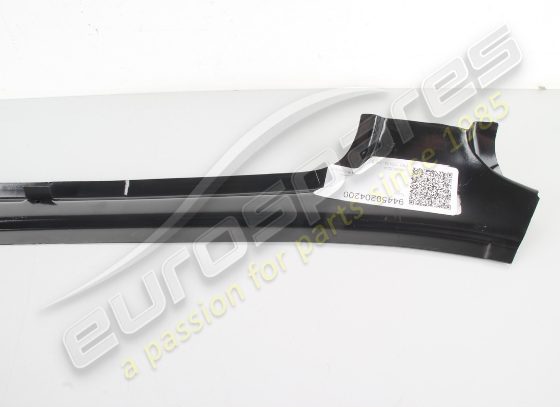 neues seitenteil porsche. teilenummer 94450204200 (3)