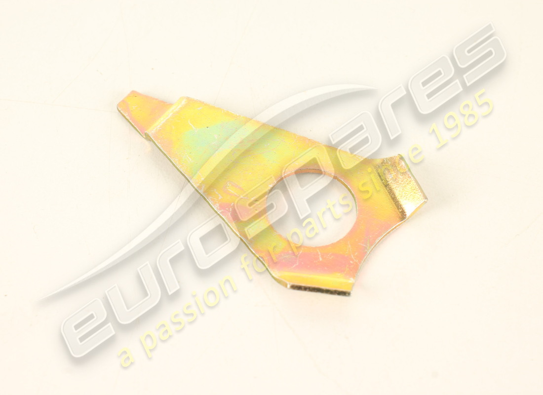 NEU MASERATI UNTERGESTELL FAST. SCHRAUBPLATTE. TEILENUMMER 382700357 (1) neu maserati untergestell fast. schraubplatte. teilenummer 382700357 (1)