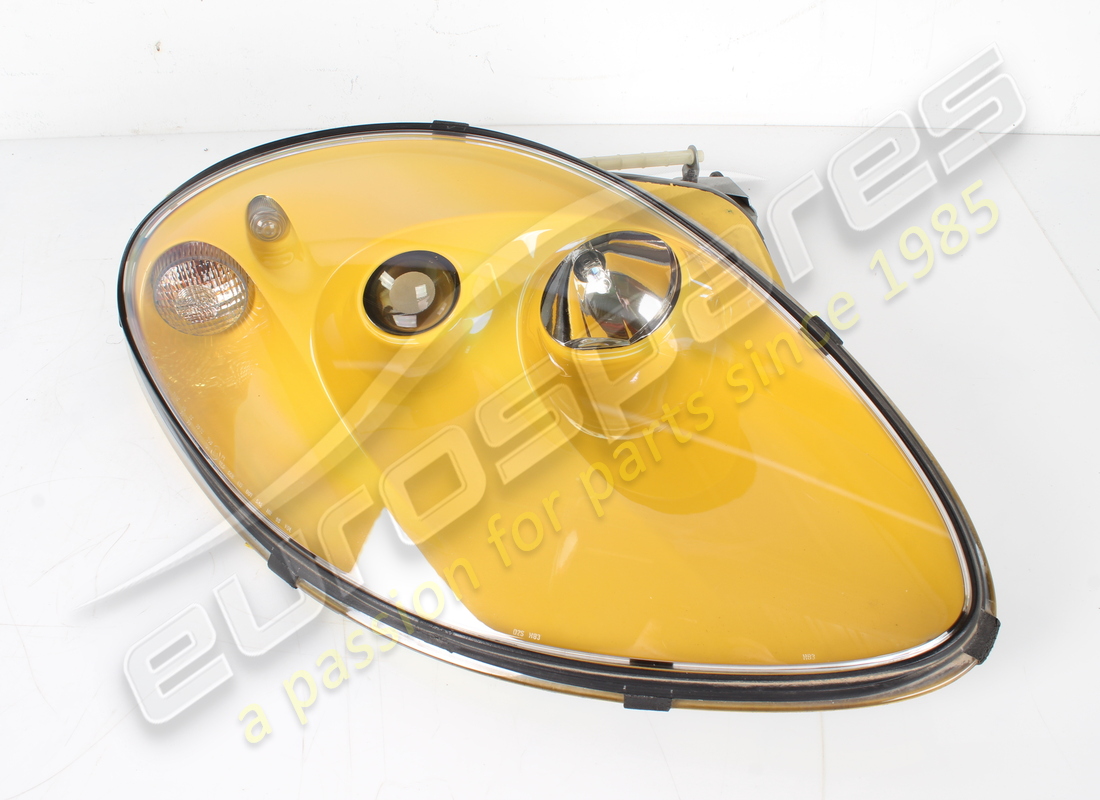 gebraucht ferrari rechte lampeneinheit rhd giallo modena. teilenummer 72001370 (1)
