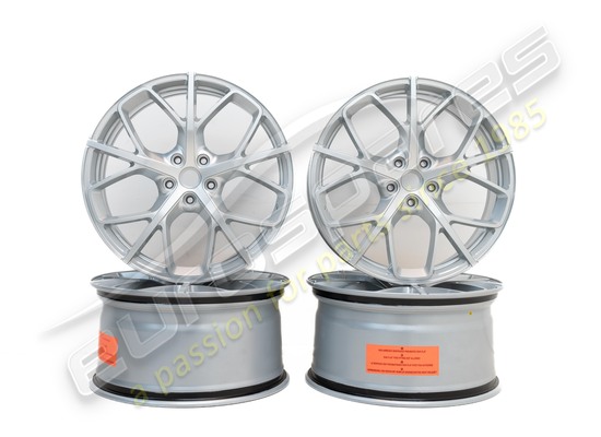 neu ferrari original 20 geschmiedete felgen, lackierung, glänzendes silber teilenummer 70004983