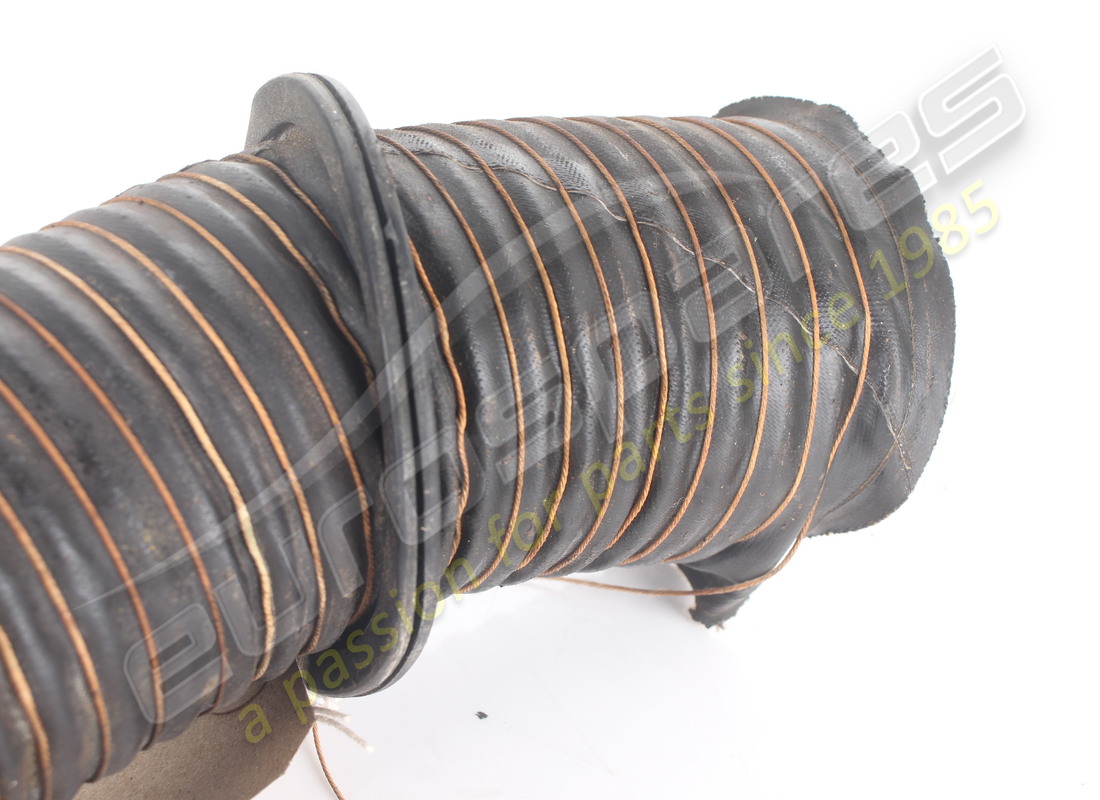 VERWENDETE FERRARI LUFTKANÄLE. TEILENUMMER 61790300 (2) verwendete ferrari luftkanäle. teilenummer 61790300 (2)