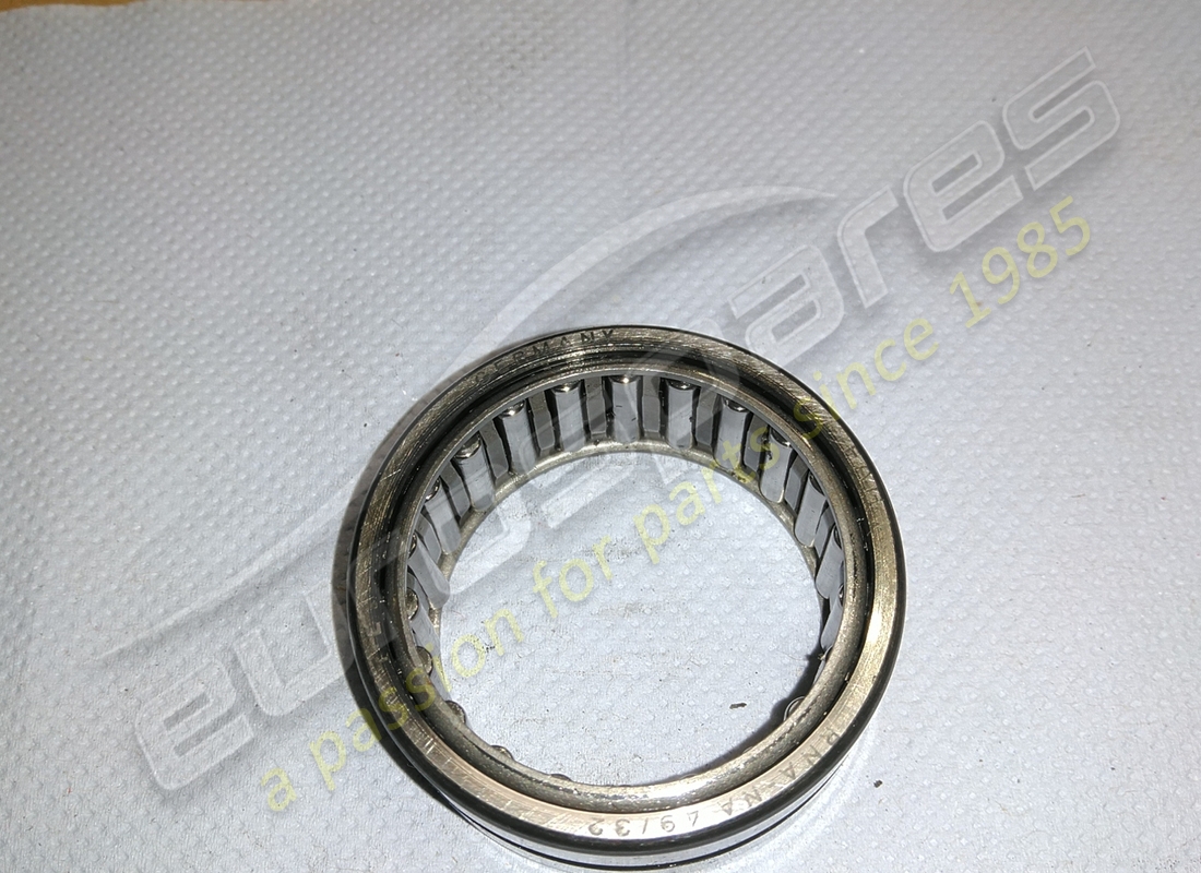 GEBRAUCHTES Ferrari KÄFIG-ROLLENLAGER. TEILENUMMER 105142 (1)