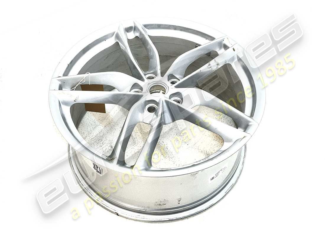 verwendetes ferrari vorderrad. teilenummer 310139 (2)
