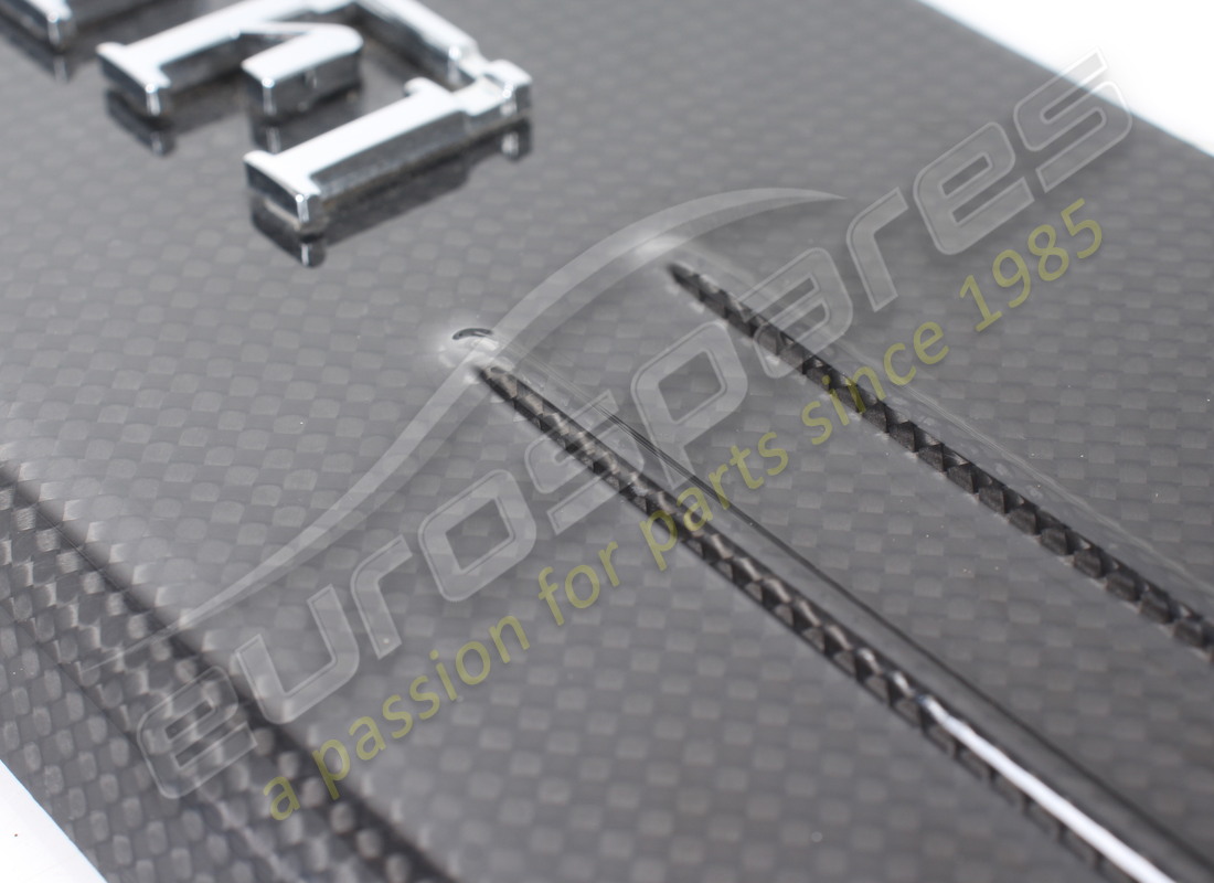 GEBRAUCHTE FERRARI RECHTE TRITTPLATTE. TEILENUMMER 86873500 (4) gebrauchte ferrari rechte trittplatte. teilenummer 86873500 (4)