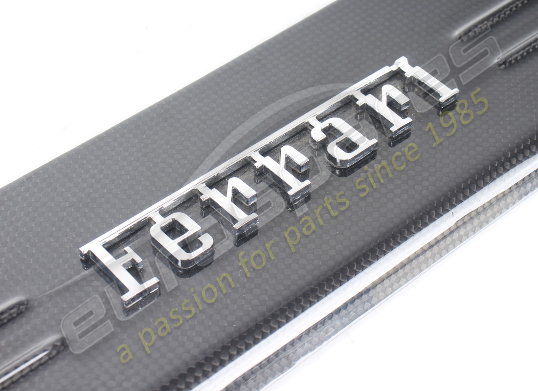 GEBRAUCHTE FERRARI LINKE KICKPLATTE. TEILENUMMER 86873400 (3) gebrauchte ferrari linke kickplatte. teilenummer 86873400 (3)