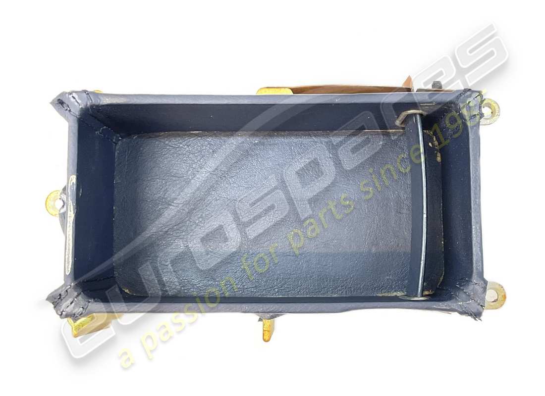 verwendete aston martin container-baugruppe. teilenummer 4g43044j84aa (2)