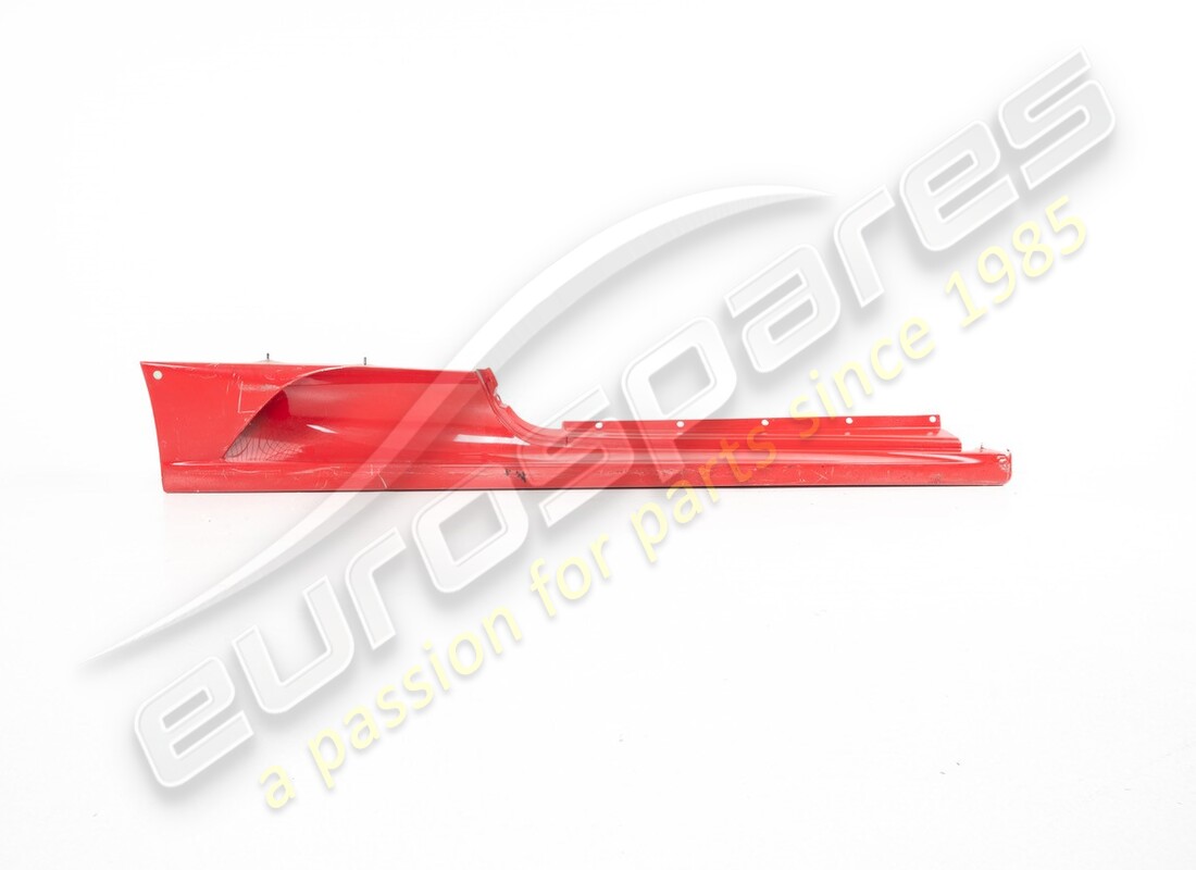 GEBRAUCHT Ferrari RH UNTERTÜRVERKLEIDUNG . TEILENUMMER 69831610 (1)