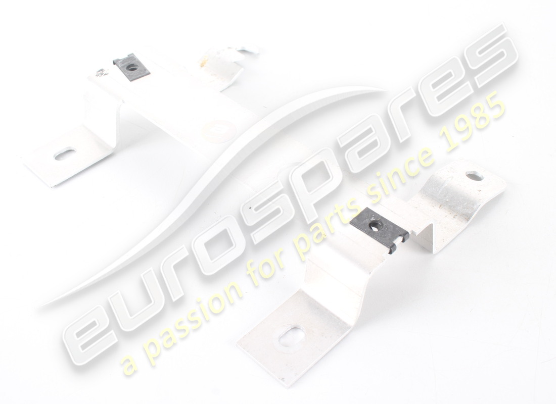 USED ASTON MARTIN BRACKET ASSEMBLY, REAR CONSOLE . PART NUMBER 4G43672A42AA (1)