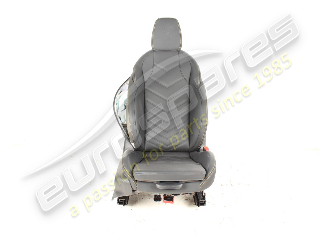 BESCHÄDIGTE Maserati VORDERE RECHTE SITZBAUGRUPPE. TEILENUMMER 670207074 (1)