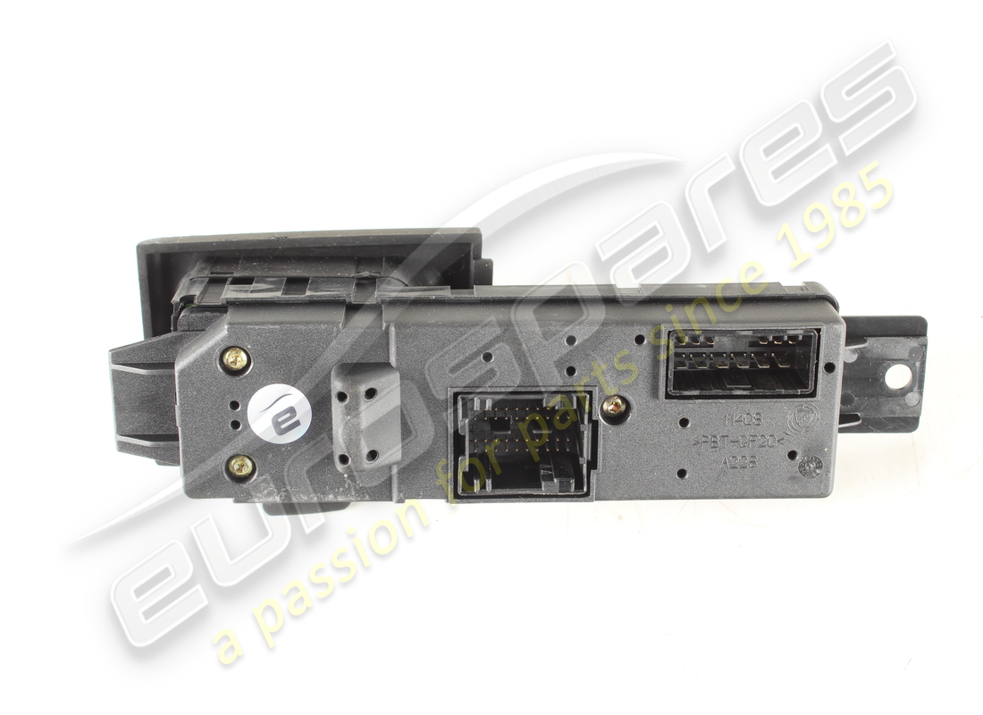 USED MASERATI LH FRONT DOOR UNIT -VALID FOR G. PART NUMBER 213128 (4) used maserati lh front door unit -valid for g. part number 213128 (4)