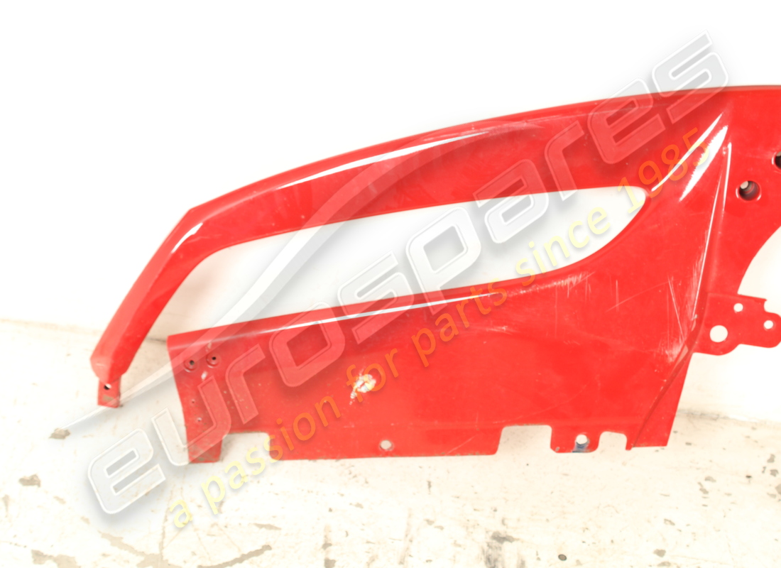 gebrauchter ferrari frontspoiler. teilenummer 86707910 (2)