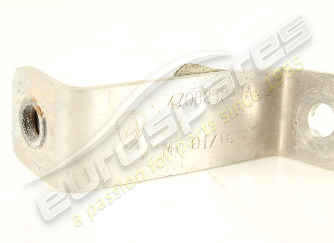 verwendete lamborghini halterung. teilenummer 470825241a (2)