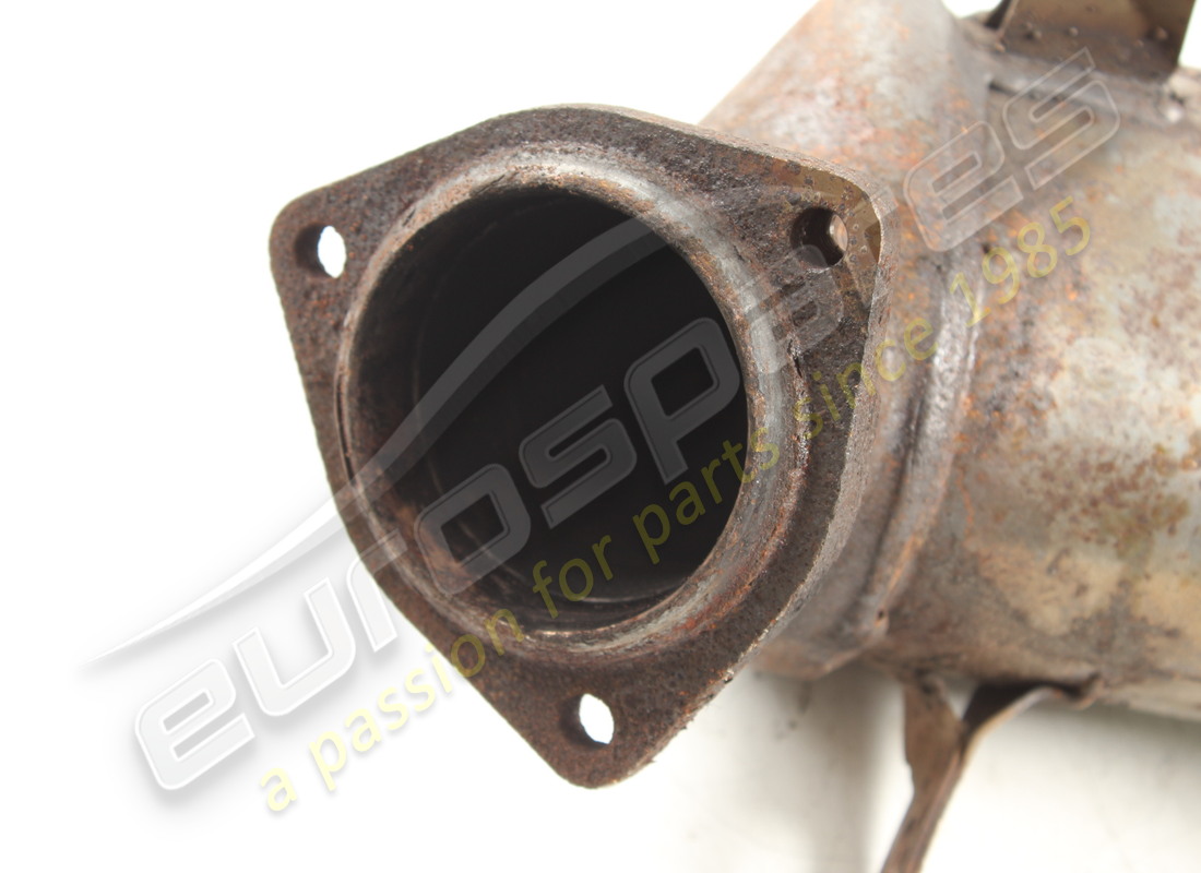 verwendeter maserati katalysator. teilenummer 670031098 (2)
