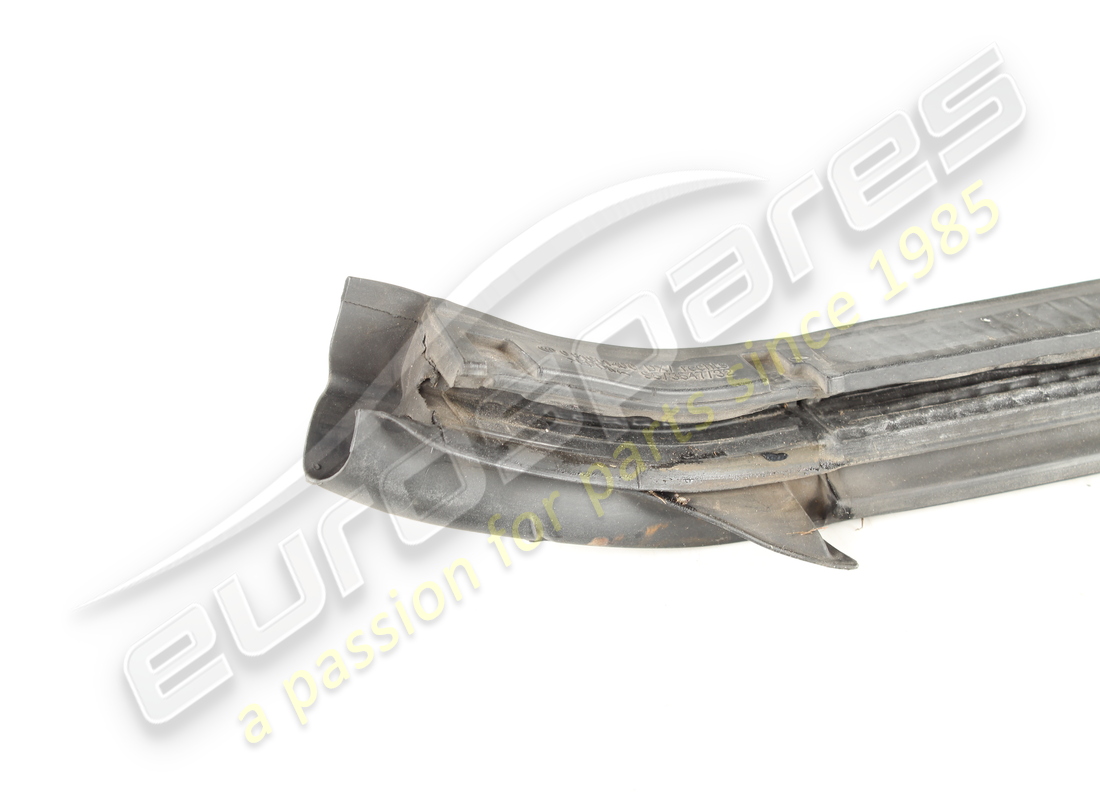 VERWENDET FERRARI RECHTE TÜRUMFANGSDICHTUNG. TEILENUMMER 84087600 (3) verwendet ferrari rechte türumfangsdichtung. teilenummer 84087600 (3)