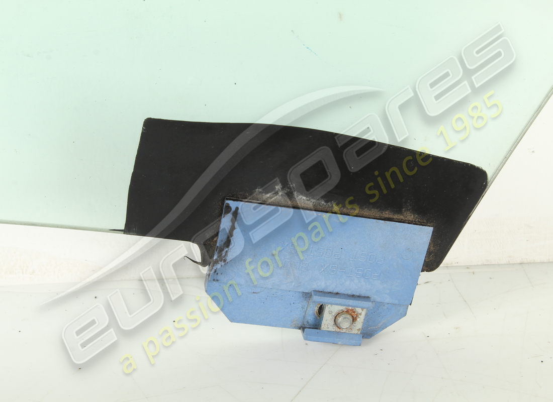 used maserati lh rear door glass. part number 66550100 (4)