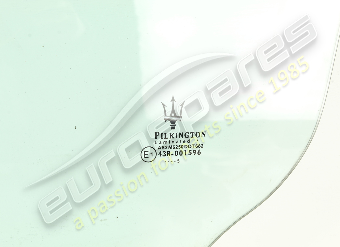 used maserati lh rear door glass. part number 66550100 (3)