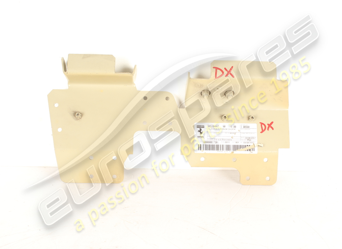 neu ferrari rh verstärkung. teilenummer 985204447 (2)