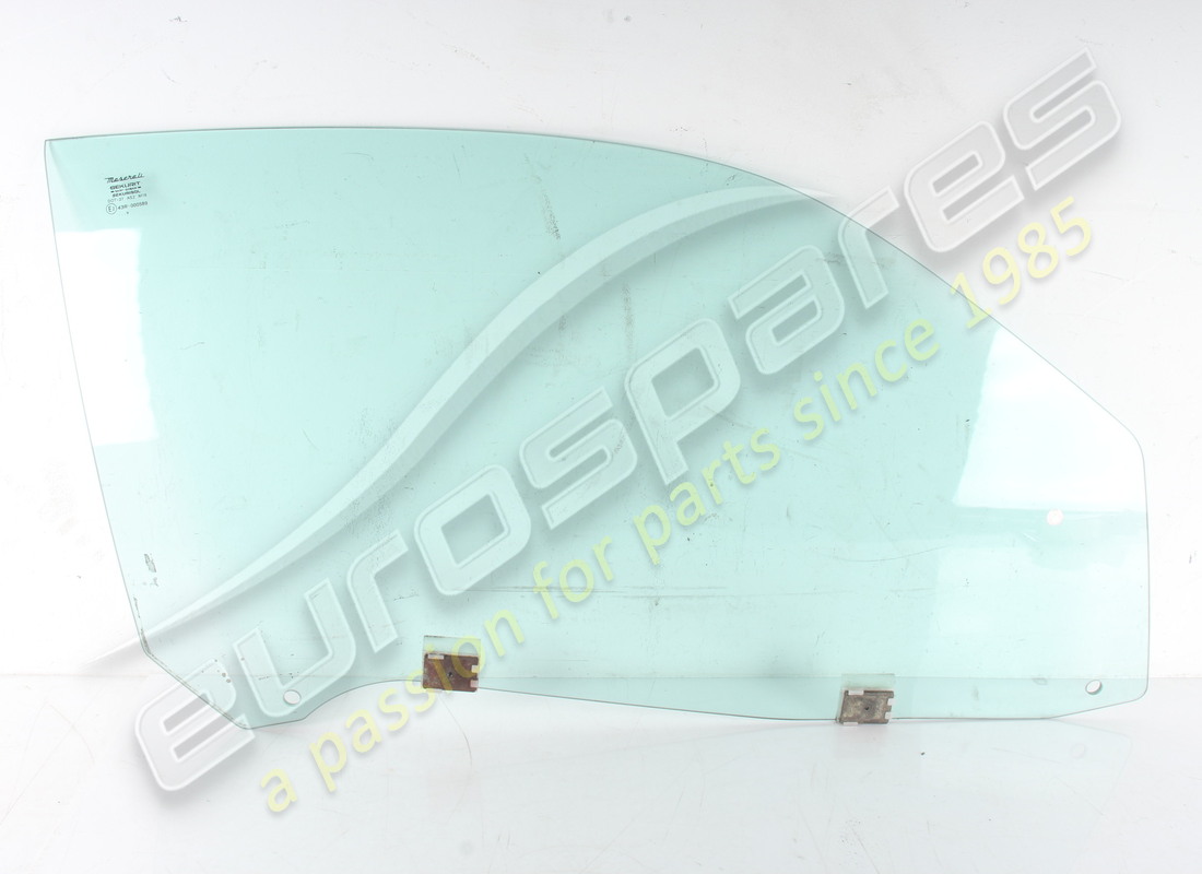 GEBRAUCHT Maserati RECHTES TÜRGLAS M338 . TEILENUMMER 387700306 (1)