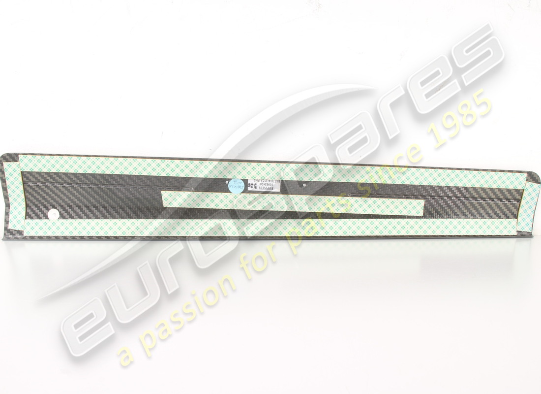 neuer ferrari rh kickplate. teilenummer 85982400 (3)