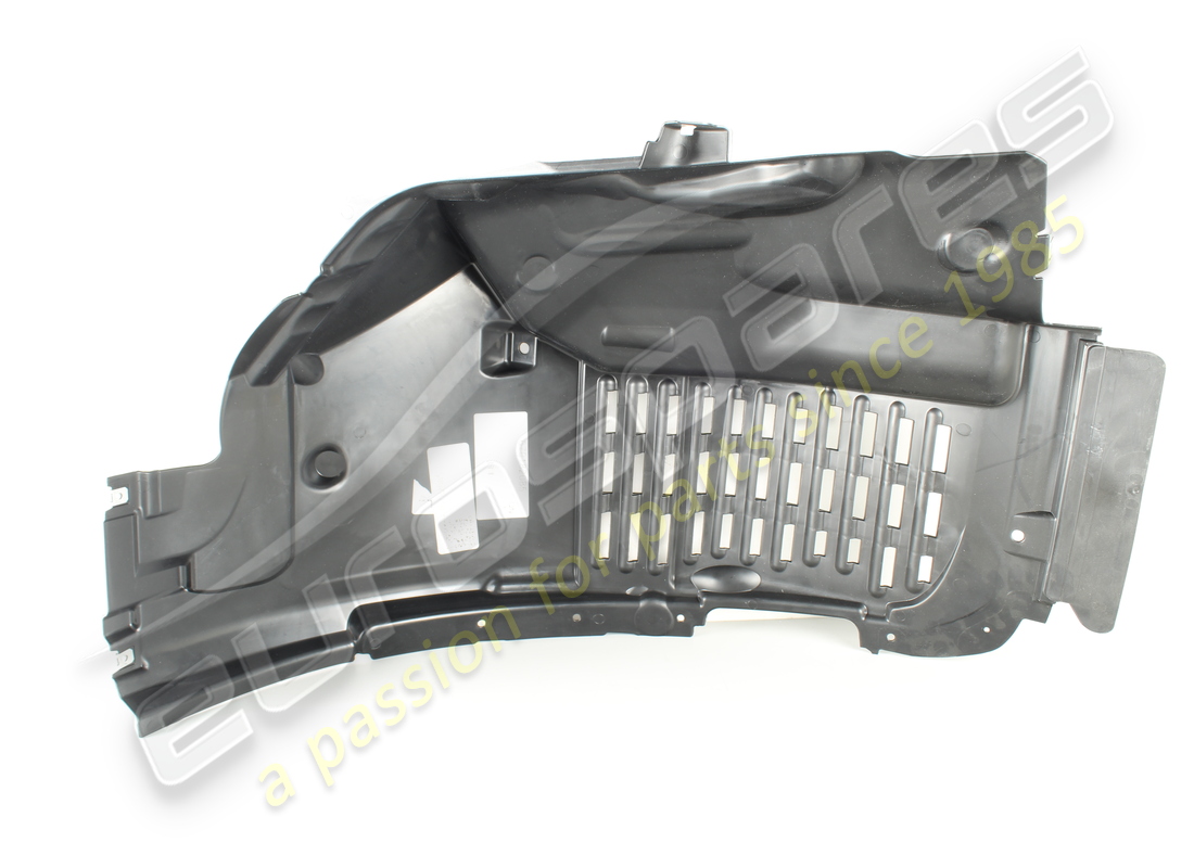 NEUER MASERATI LINKER VORDERER RADHAUSSCHUTZ. TEILENUMMER 670182085 (2) neuer maserati linker vorderer radhausschutz. teilenummer 670182085 (2)