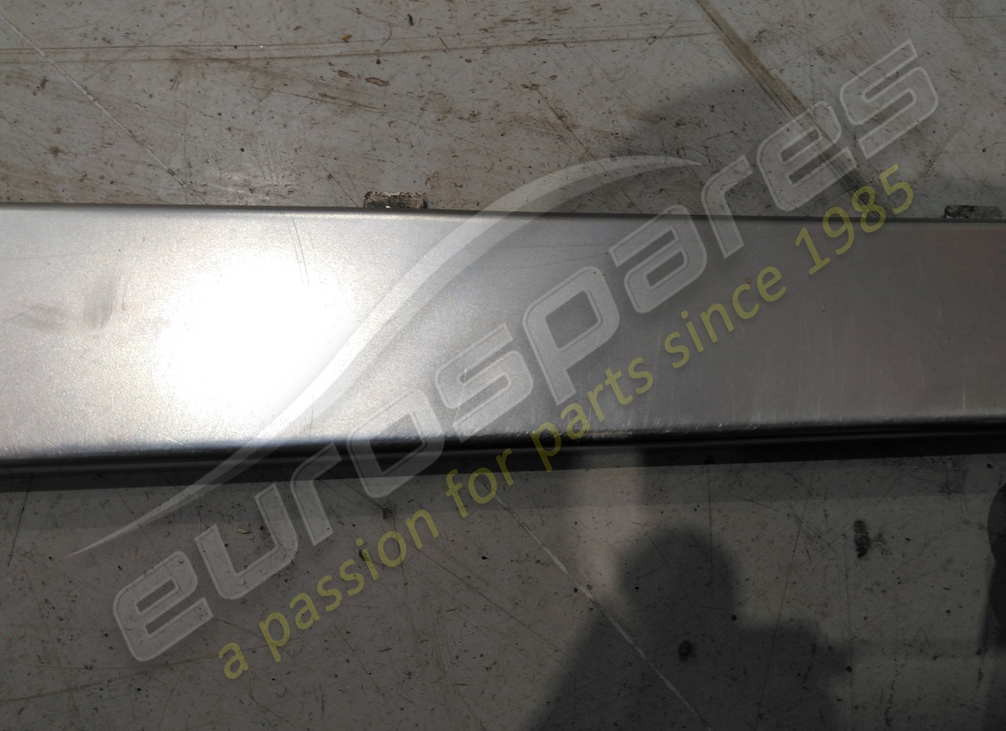 gebraucht ferrari rh kick platteneinsatz. teilenummer 65221600 (2)