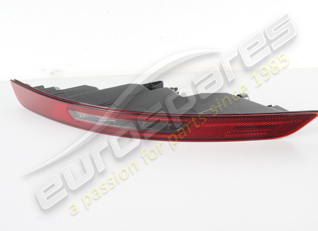 neuer porsche rücklichtreflektor. teilenummer 95b945726ab (1)