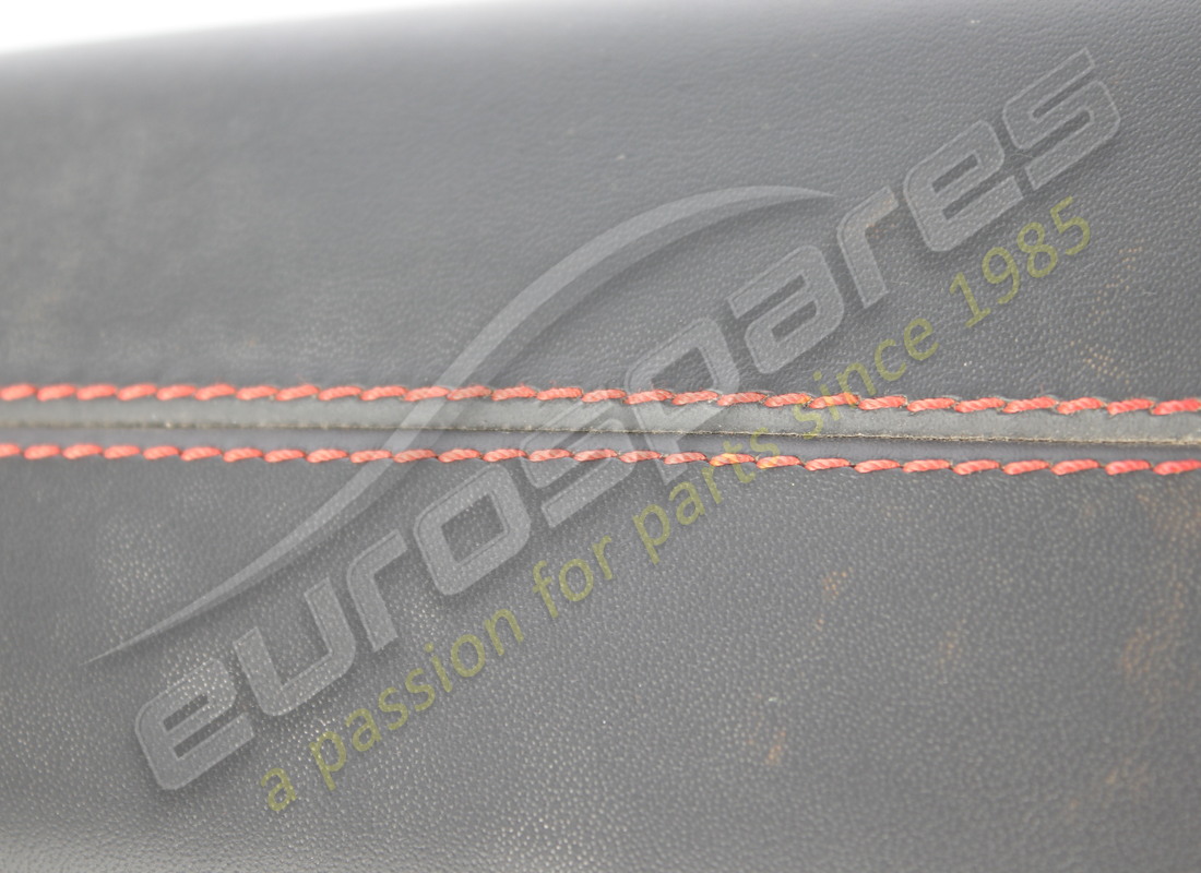 gebrauchte ferrari struktur der hinteren mittelkonsoleneinheit. teilenummer 811983 (2)