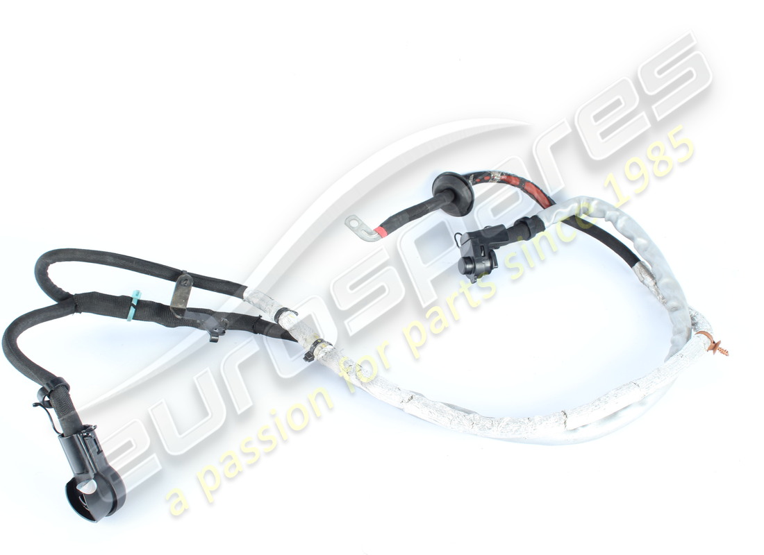 beschädigtes ferrari motorservicekabel. teilenummer 819376 (2)
