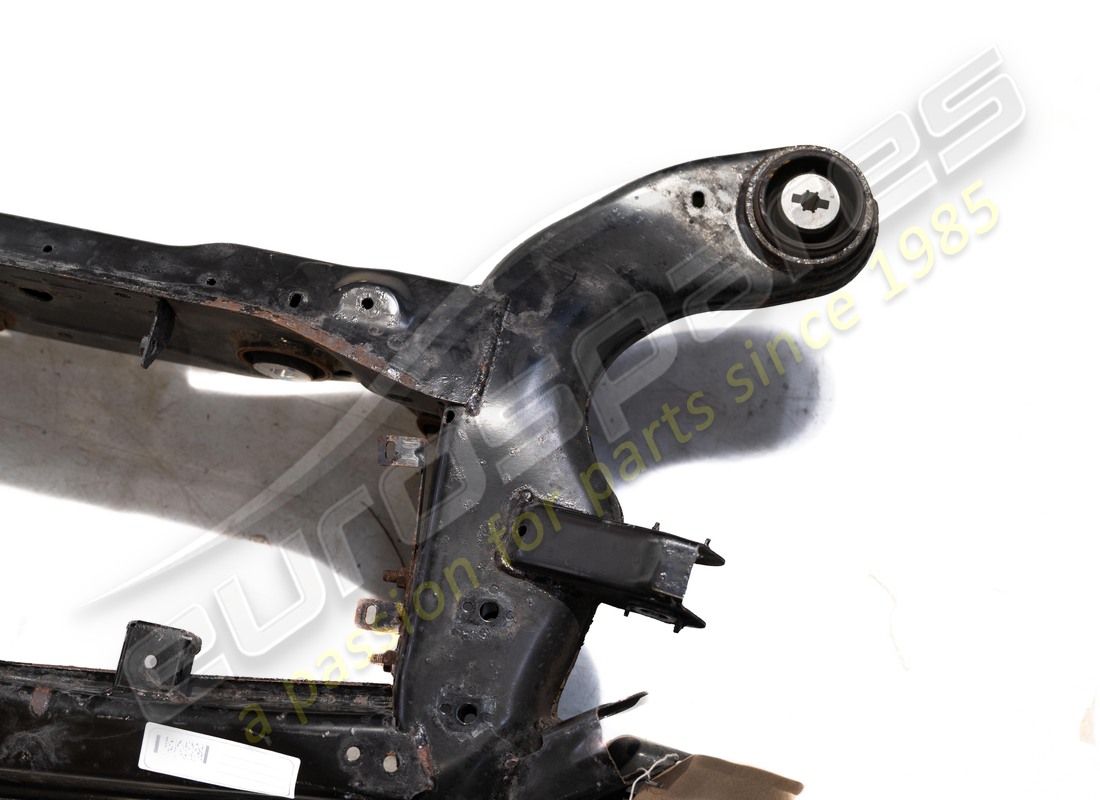 gebraucht maserati komplett hinterer rahmen. teilenummer 670037635 (2)