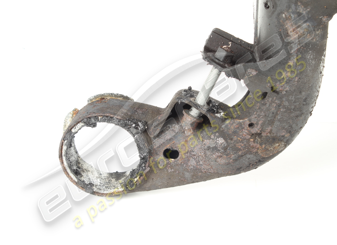 beschädigter lamborghini hilfsrahmen lg4.2. teilenummer 4m0505235ca (4)