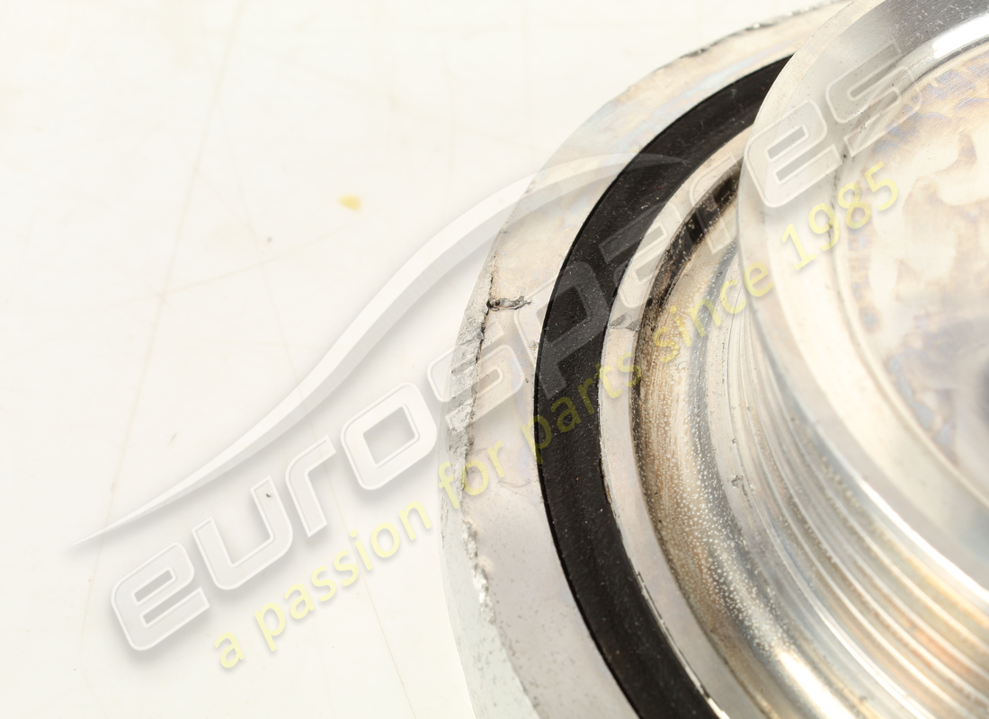 BESCHÄDIGTER FERRARI TORSIONSDÄMPFER. TEILENUMMER 266912 (5) beschädigter ferrari torsionsdämpfer. teilenummer 266912 (5)