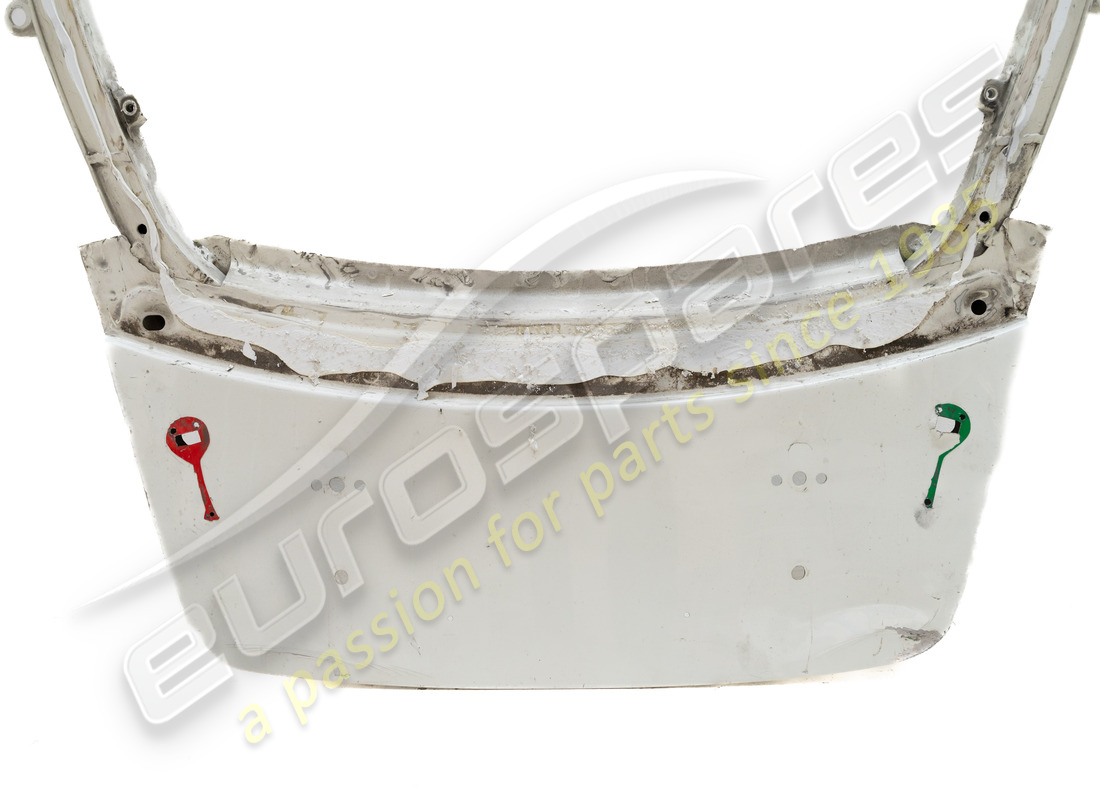 beschädigter ferrari heckklappe. teilenummer 83854511 (2)