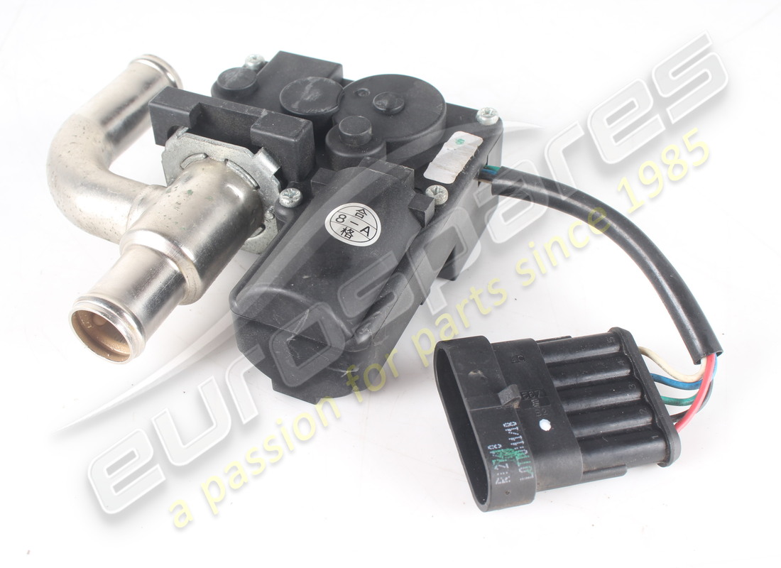 GEBRAUCHTES Ferrari RH TGK-VENTIL. TEILENUMMER 67635900 (1) GEBRAUCHTES Ferrari RH TGK-VENTIL. TEILENUMMER 67635900 (1)