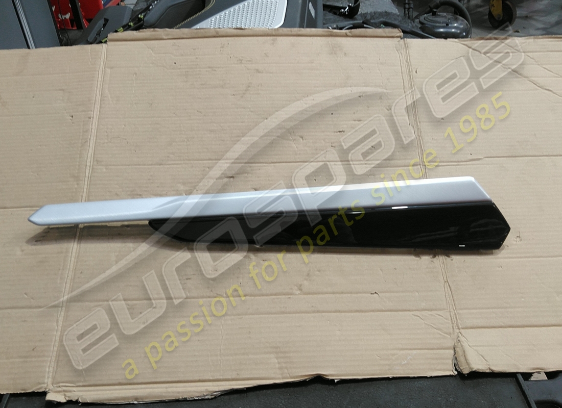 GEBRAUCHT Lamborghini TRÄGER HOLZ KLAVIER SCHWARZ . TEILENUMMER 4ML867224AG (1)