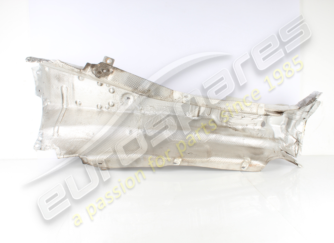 GEBRAUCHTER FERRARI TUNNEL-HITZESCHILD. TEILENUMMER 83951700 (2) gebrauchter ferrari tunnel-hitzeschild. teilenummer 83951700 (2)