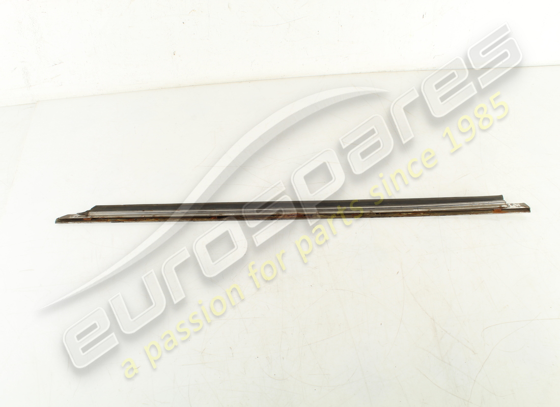 gebrauchte linke untere leiste. teilenummer 2574258108 (3)