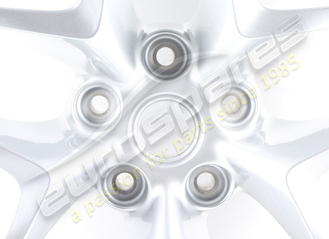 überholtes ferrari hinterrad. teilenummer 881321 (2)