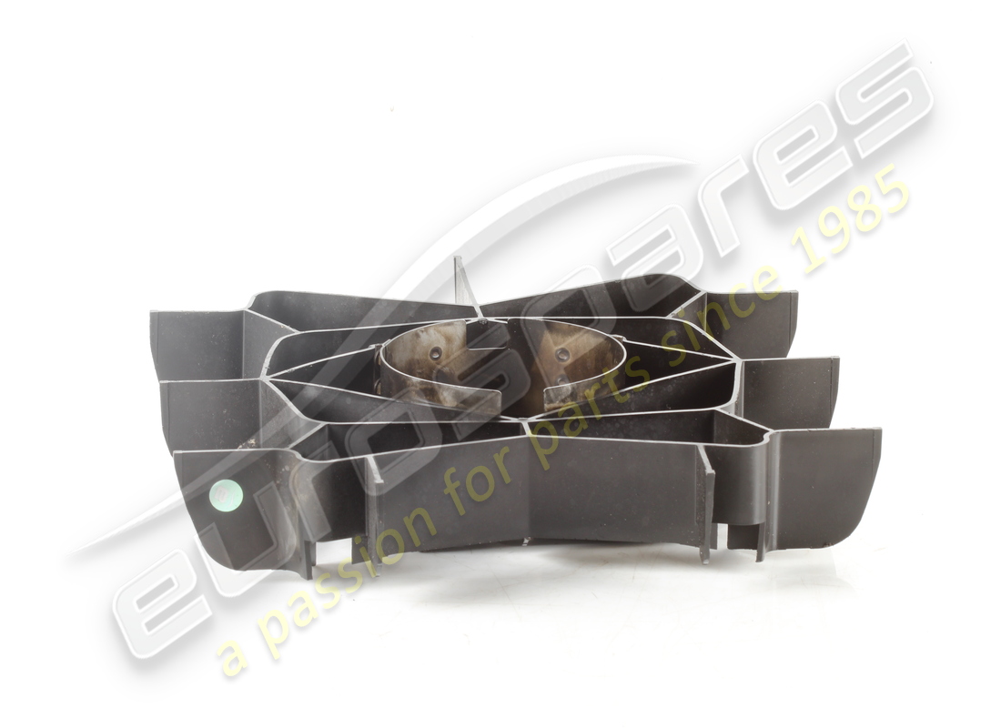 gebrauchter ölwannenschutz maserati. teilenummer 585011000 (3)