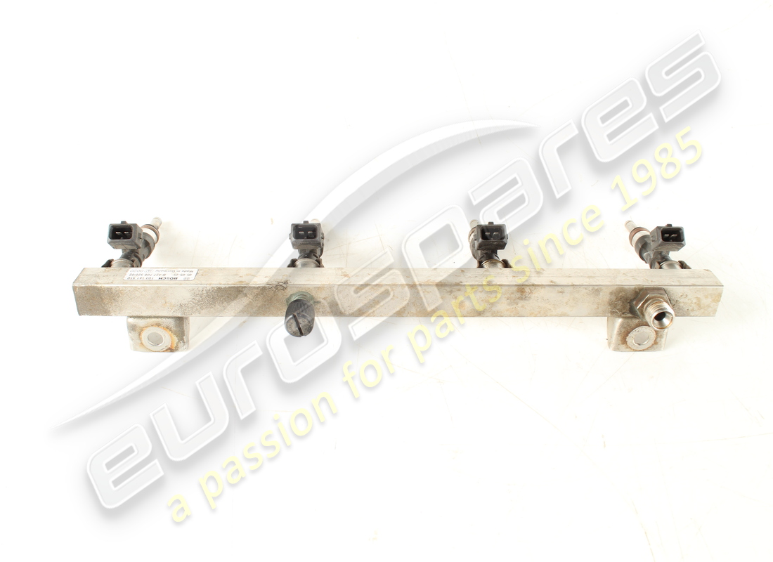 GEBRAUCHTE MASERATI KRAFTSTOFFLEITUNG MIT INJEKTOREN. TEILENUMMER 215337 (3) gebrauchte maserati kraftstoffleitung mit injektoren. teilenummer 215337 (3)