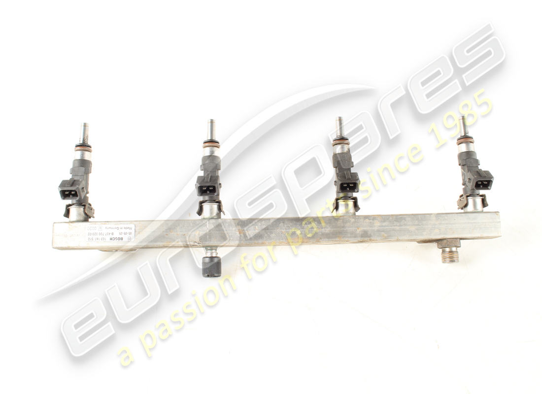 GEBRAUCHTE MASERATI KRAFTSTOFFLEITUNG MIT INJEKTOREN. TEILENUMMER 215337 (4) gebrauchte maserati kraftstoffleitung mit injektoren. teilenummer 215337 (4)