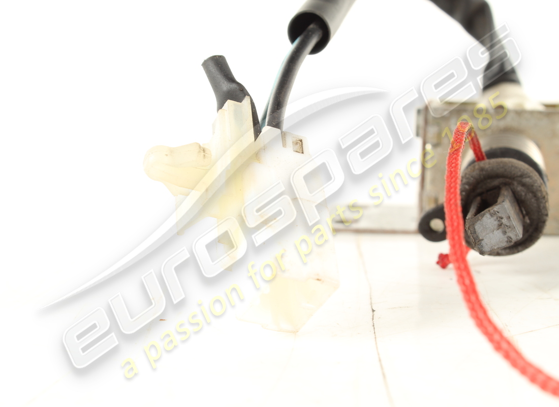 VERWENDETER MASERATI STELLANTRIEB. TEILENUMMER 383300195 (3) verwendeter maserati stellantrieb. teilenummer 383300195 (3)