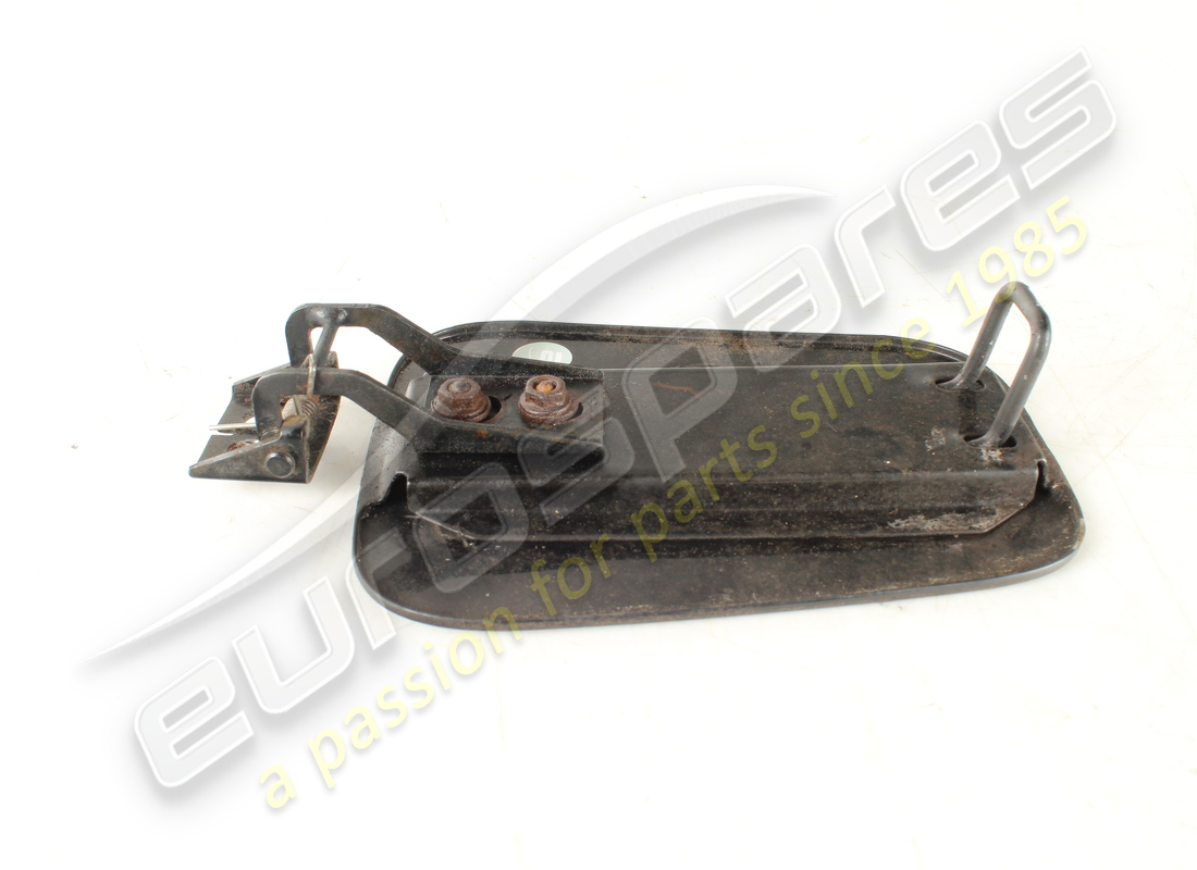 gebrauchte maserati kraftstoffklappe. teilenummer 382501050 (2)