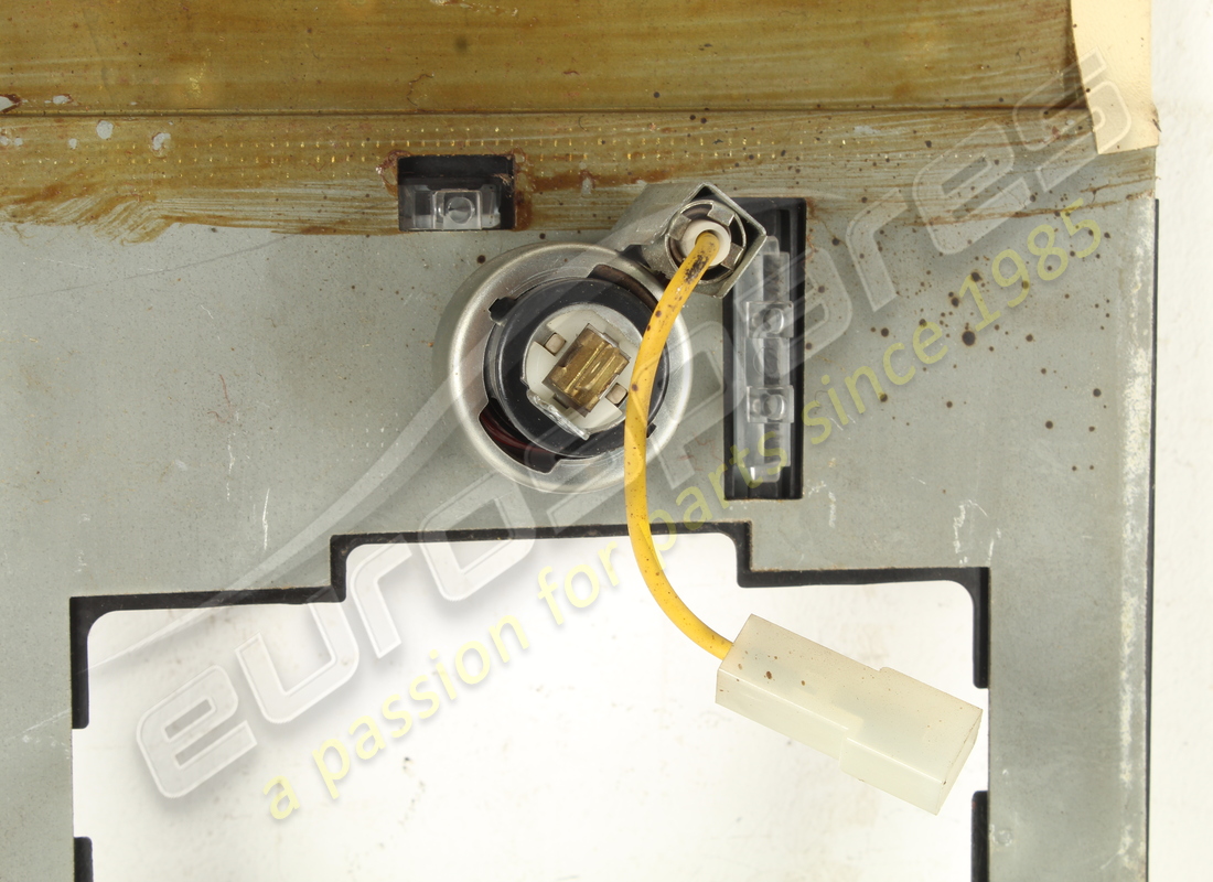 verwendete ferrari hintere konsolenzierplatte. teilenummer 61058000 (6)