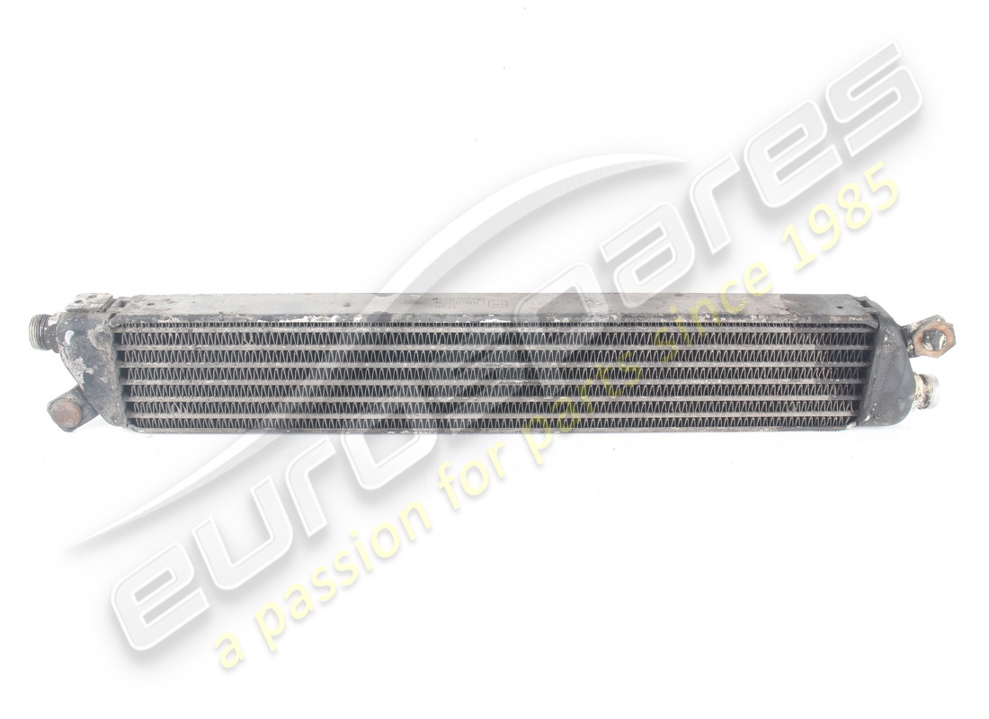 GEBRAUCHTER MASERATI MOTORÖLKÜHLER. TEILENUMMER 362802108 (2) gebrauchter maserati motorölkühler. teilenummer 362802108 (2)